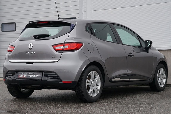 Renault Clio 6 of 17