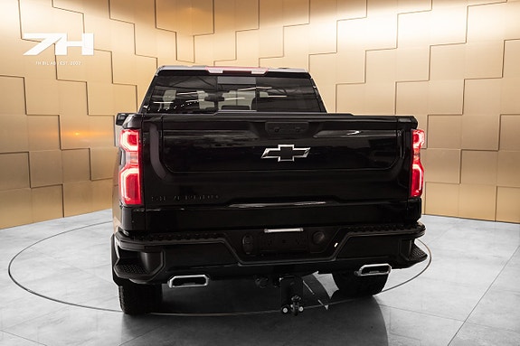 Chevrolet Silverado 1500 8 of 29