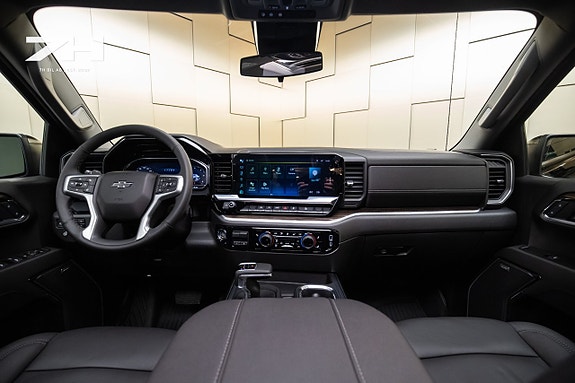 Chevrolet Silverado 1500 18 of 29