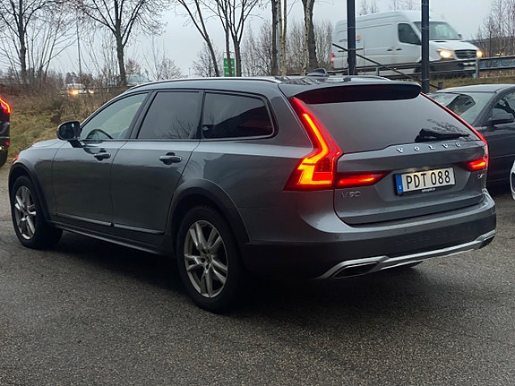 Volvo V90 Cross Country 5 of 5
