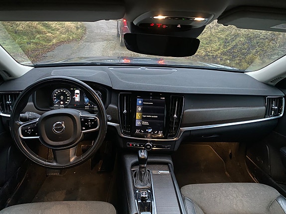 Volvo V90 Cross Country 6 of 6