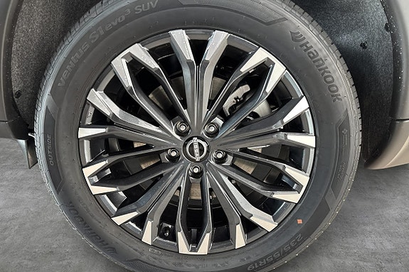 Nissan X-Trail 15 of 18