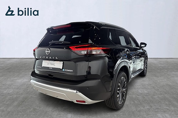 Nissan X-Trail 14 of 18