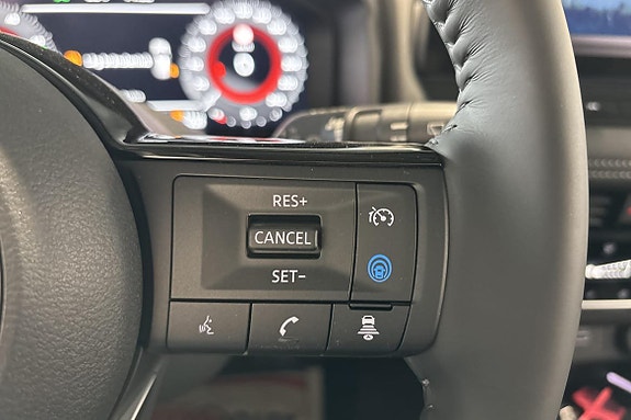 Nissan X-Trail 10 of 18