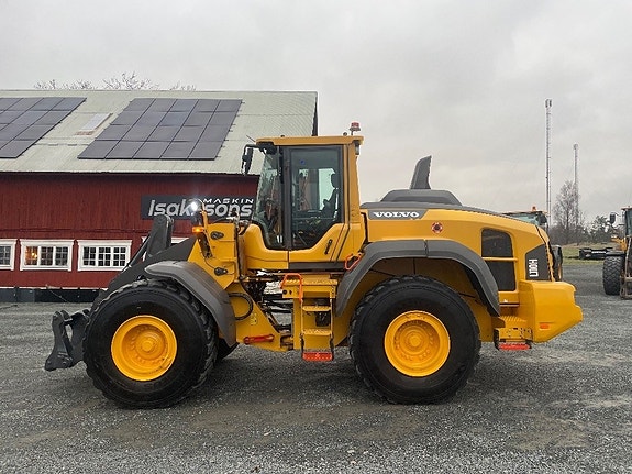 Volvo L110H Spakstyrning C-Smörj Steg5
