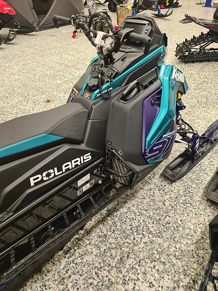 Polaris 9R KHAOS  155 Slash ABRIS Särna 4 of 6