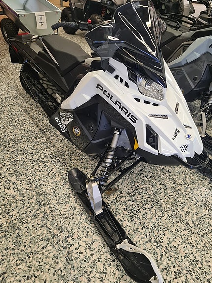 Polaris 650 Switchback sp 146 ABRIS Särna