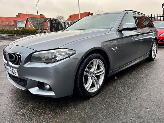 BMW 520d 3 of 5
