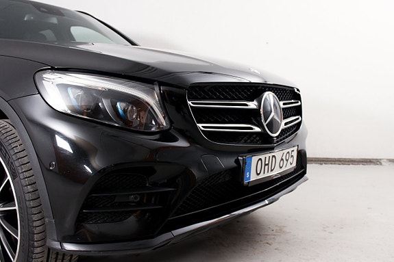 Mercedes-Benz GLC350 e 4 of 5