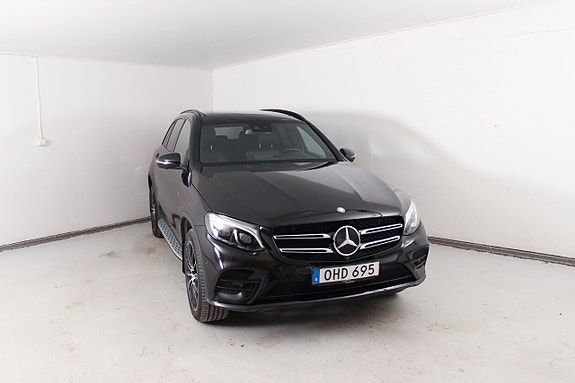Mercedes-Benz GLC350 e 5 of 5