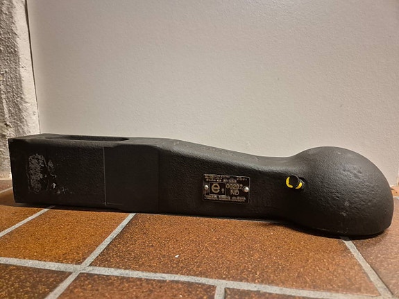 Svetsbar kulhandske K80 för 80mm kula från Scharmüller