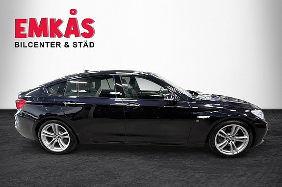 BMW 530d 3 of 5