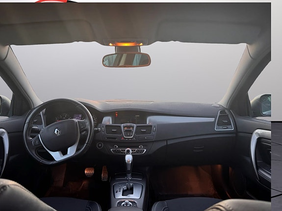 Renault Laguna 11 of 11