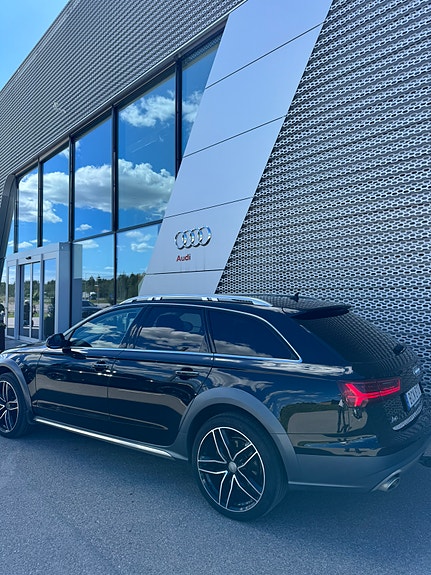 Audi A6 allroad 4 of 5