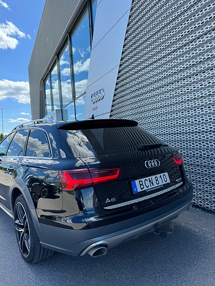 Audi A6 allroad 3 of 5