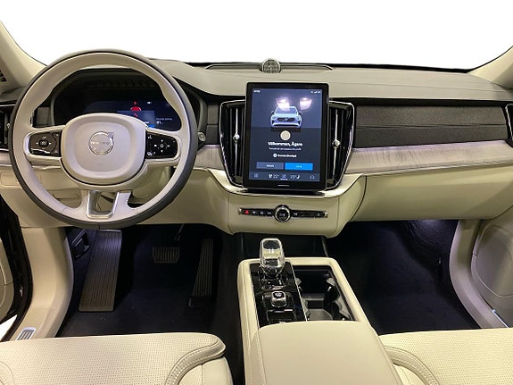 Volvo XC90 5 of 14