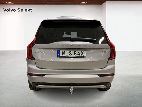 Volvo XC90 7 of 14