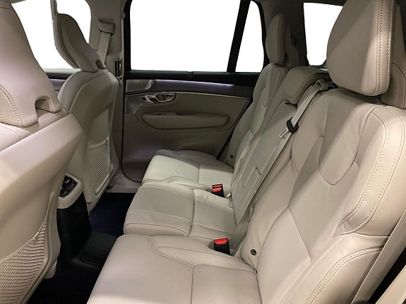 Volvo XC90 6 of 14