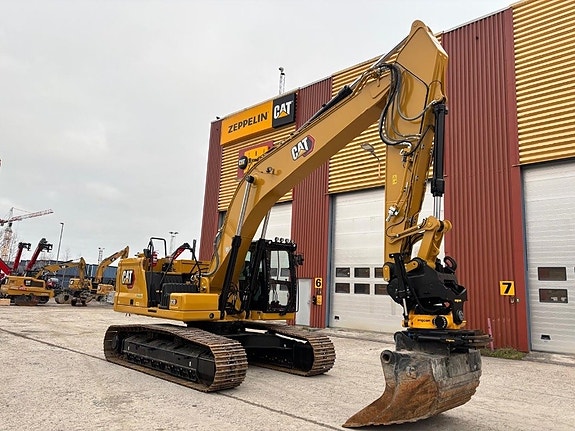 CAT 330