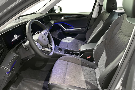 Volkswagen Tiguan 3 of 5