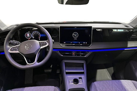 Volkswagen Tiguan 4 of 5