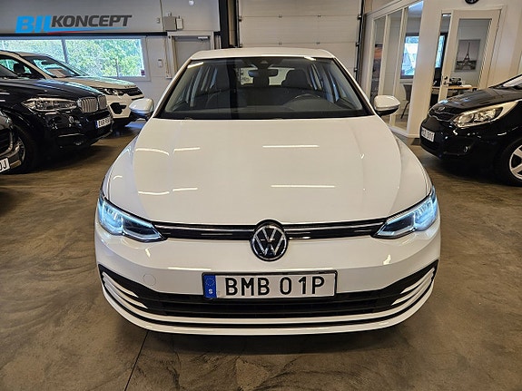 Volkswagen Golf VIII 7 of 23