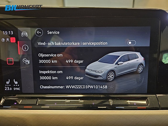 Volkswagen Golf VIII 21 of 23