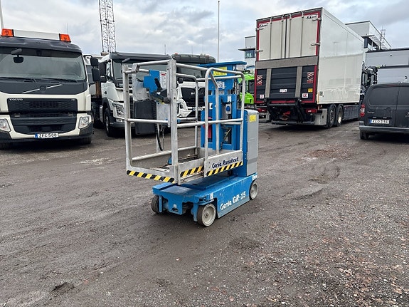 Pelarlift Genie GR-15 Runabout via auktion