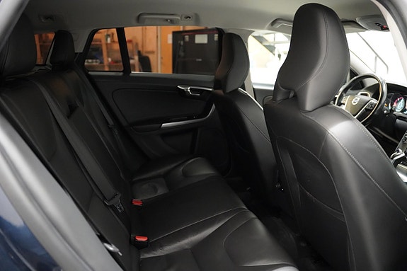 Volvo V60 18 of 19