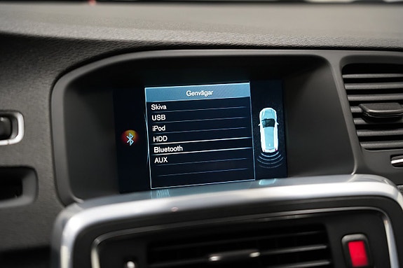 Volvo V60 15 of 19