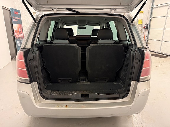 Opel Zafira 5 of 5