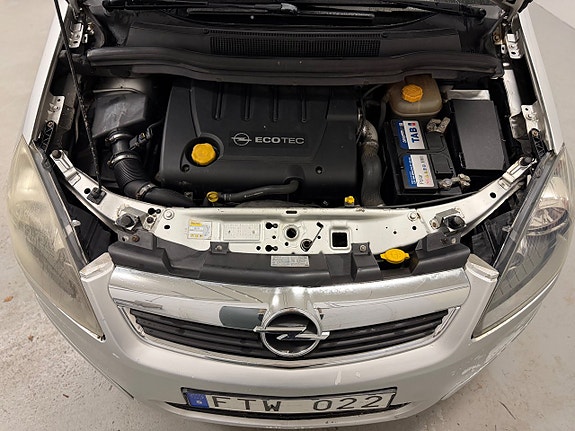 Opel Zafira 14 of 14