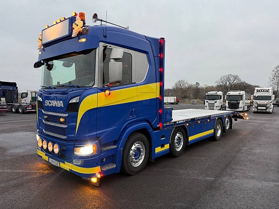 Scania R450 8X2 Maskinbil med ramp Next gen