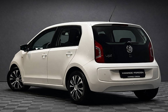 Volkswagen UP! 4 of 5