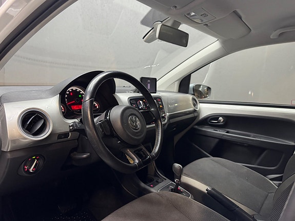 Volkswagen UP! 6 of 13