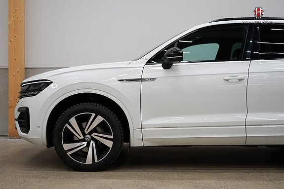Volkswagen Touareg 6 of 23