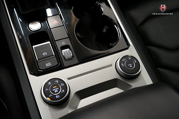 Volkswagen Touareg 20 of 23