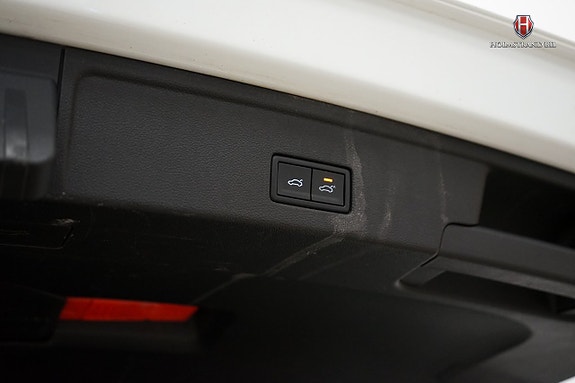Volkswagen Touareg 23 of 23