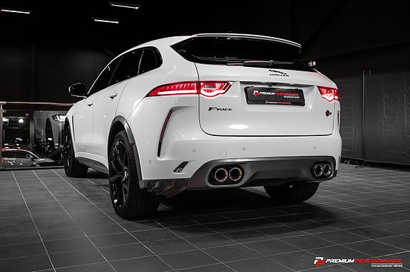 Jaguar F-PACE 7 of 28