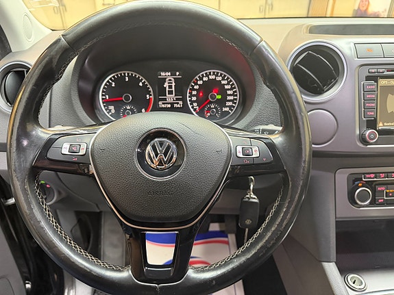 Volkswagen Amarok 13 of 19