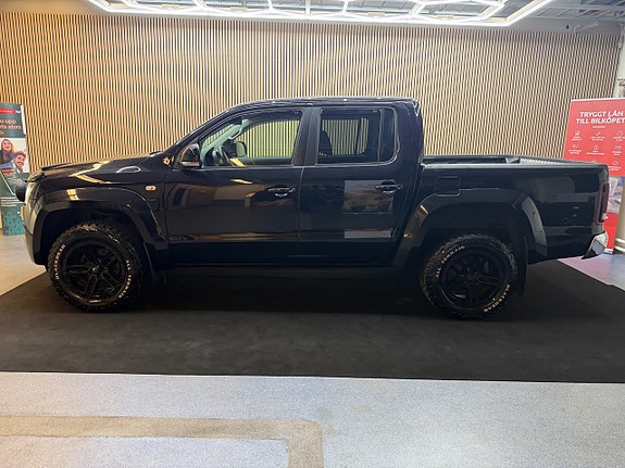 Volkswagen Amarok 2 of 5