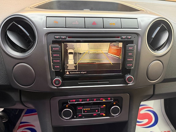 Volkswagen Amarok 16 of 19