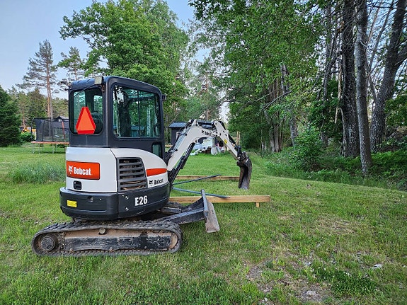 Bobcat E26 Minigrävare uthyres 6 of 7