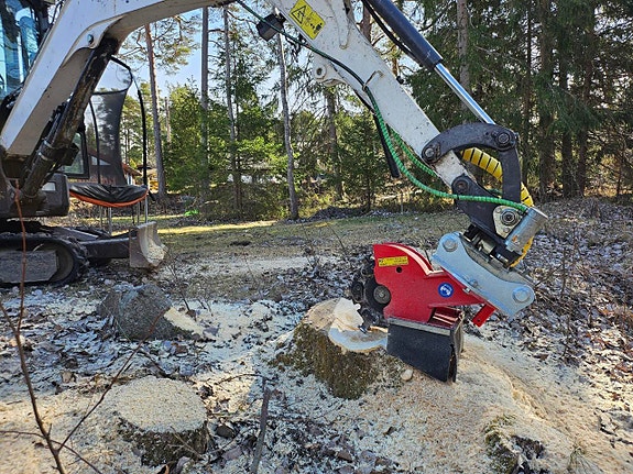Bobcat E26 Minigrävare uthyres 4 of 5