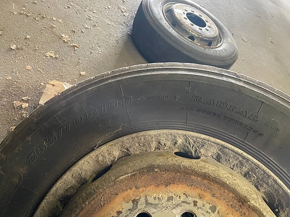 Longmarch hjul 10 bult 265/70R19,5 5 of 5