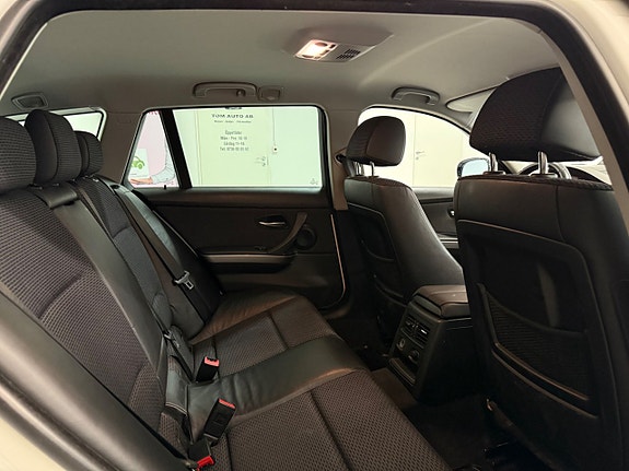 BMW 320 10 of 18