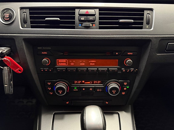 BMW 320 14 of 18