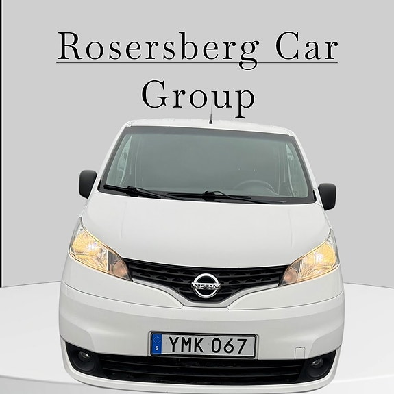 Nissan NV200 4 of 5