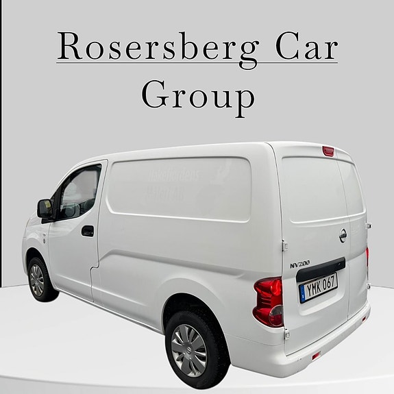 Nissan NV200 2 of 5