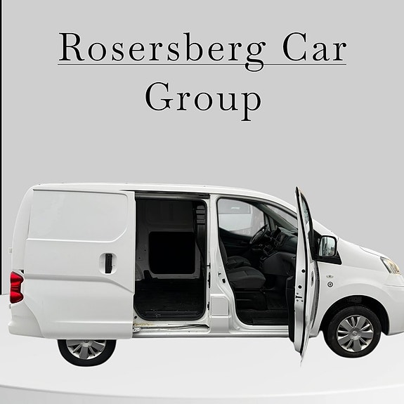 Nissan NV200 9 of 16